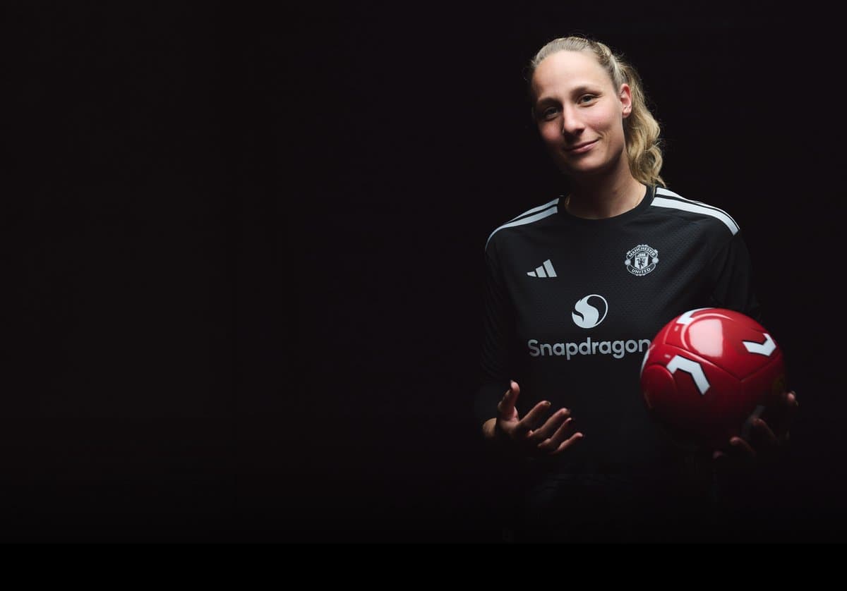 Janina Leitzig gia nhập Manchester United Women mùa hè 2026
