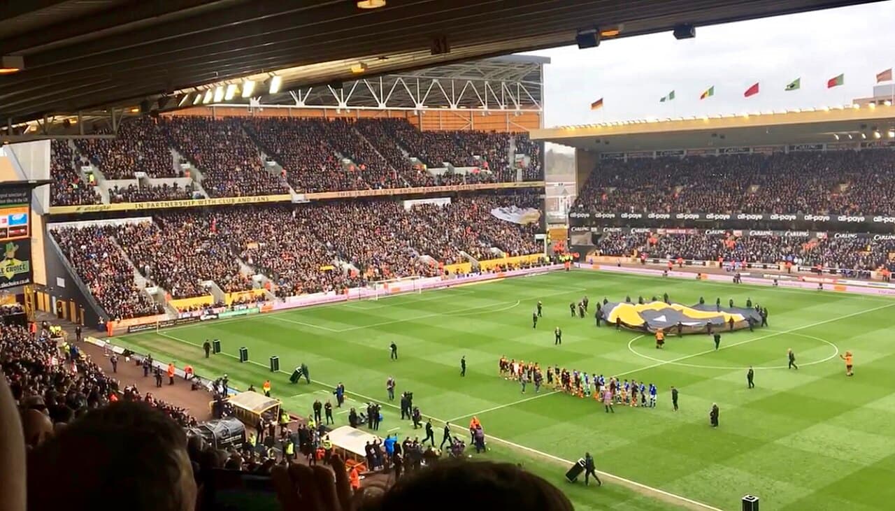 Toàn cảnh Molineux, sân nhà của Wolverhampton Wanderers Toàn cảnh Molineux, sân nhà của Wolverhampton Wanderers