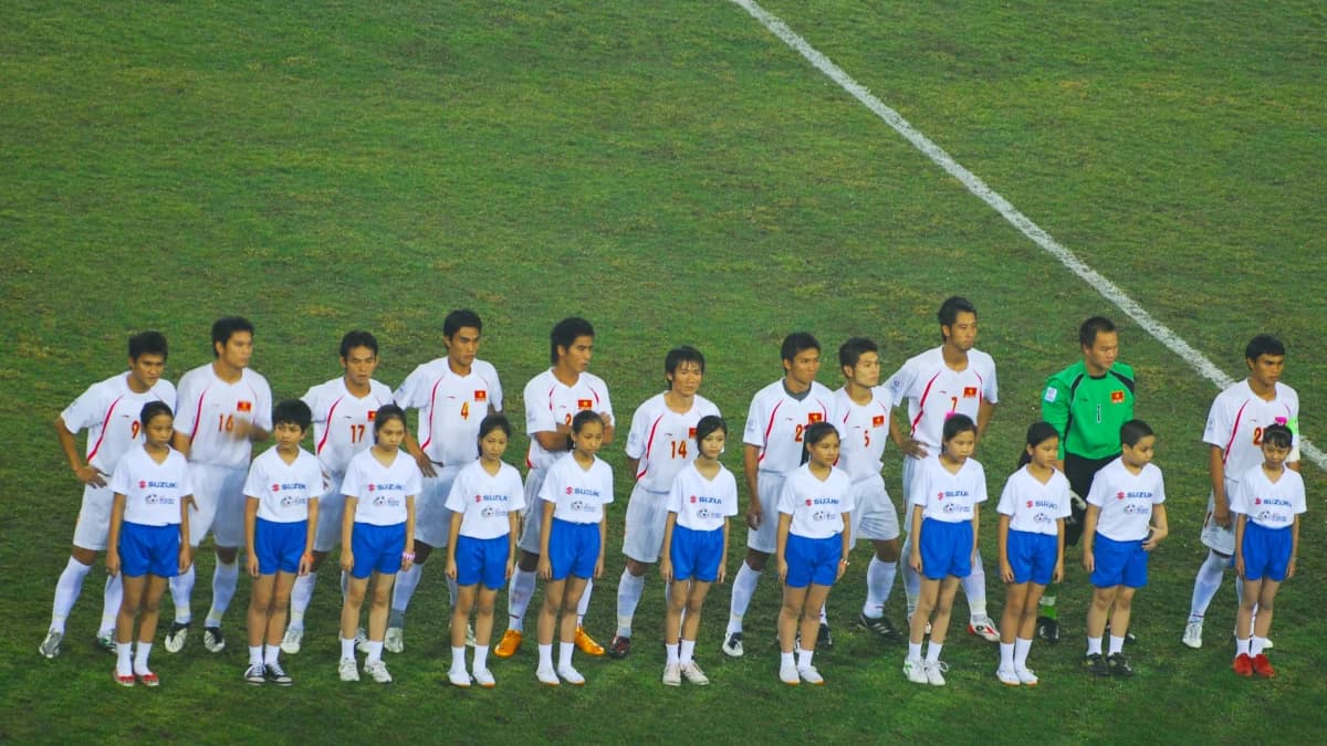 Đội tuyển Việt Nam thi đấu tại sân Mỹ Đình trong AFF Cup Đội tuyển Việt Nam thi đấu tại sân Mỹ Đình trong AFF Cup