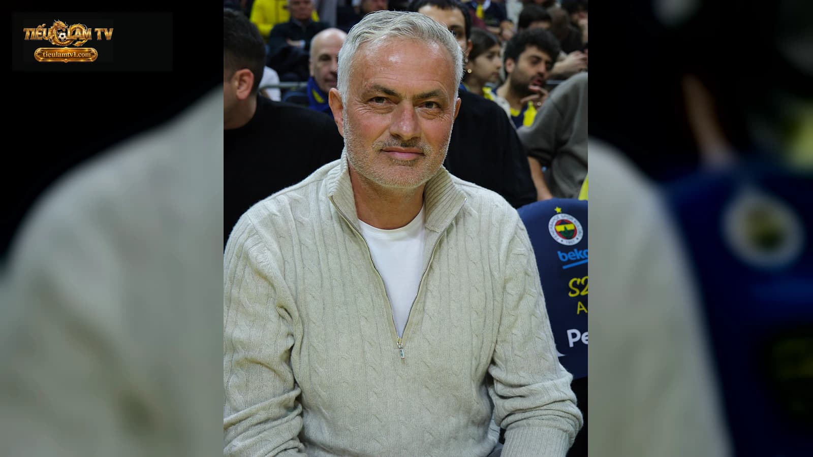 José Mourinho trên khán đài ngày 6/2/2025, ảnh tư liệu cho bài tái ngộ Inter José Mourinho trên khán đài ngày 6/2/2025, ảnh tư liệu cho bài tái ngộ Inter