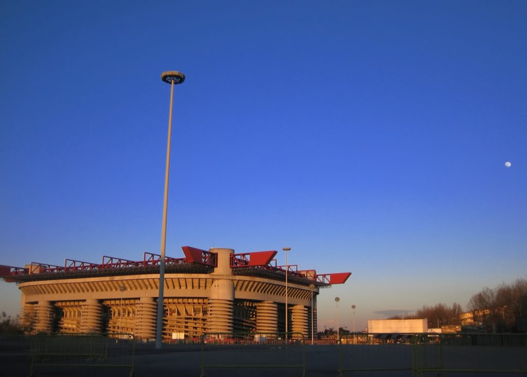 Stadio San Siro - Giuseppe Meazza, Milano, hình ảnh sân vận động tại Serie A Stadio San Siro - Giuseppe Meazza, Milano, hình ảnh sân vận động tại Serie A